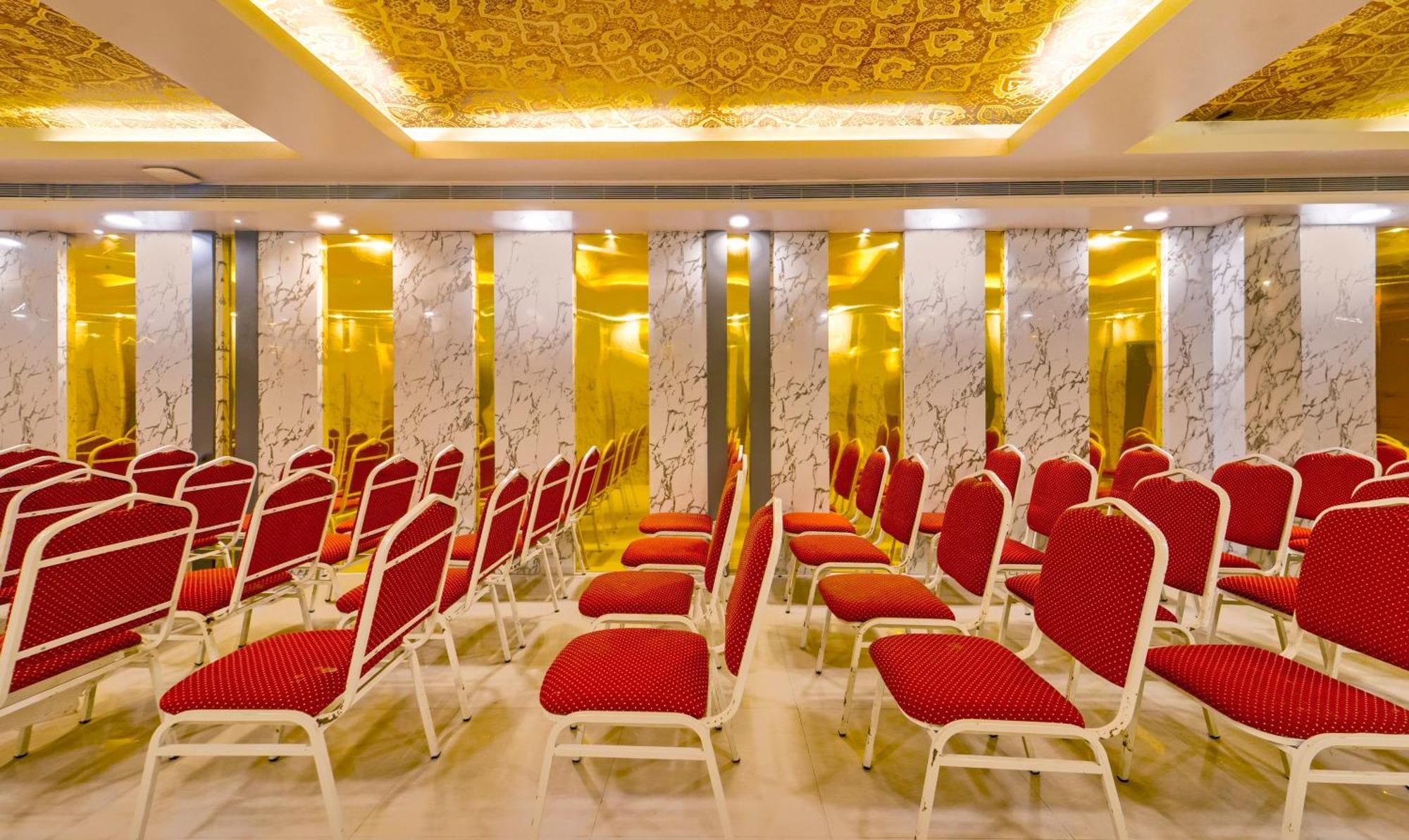 Hotel Treebo Golden Swan Pammal Madrás Exterior foto